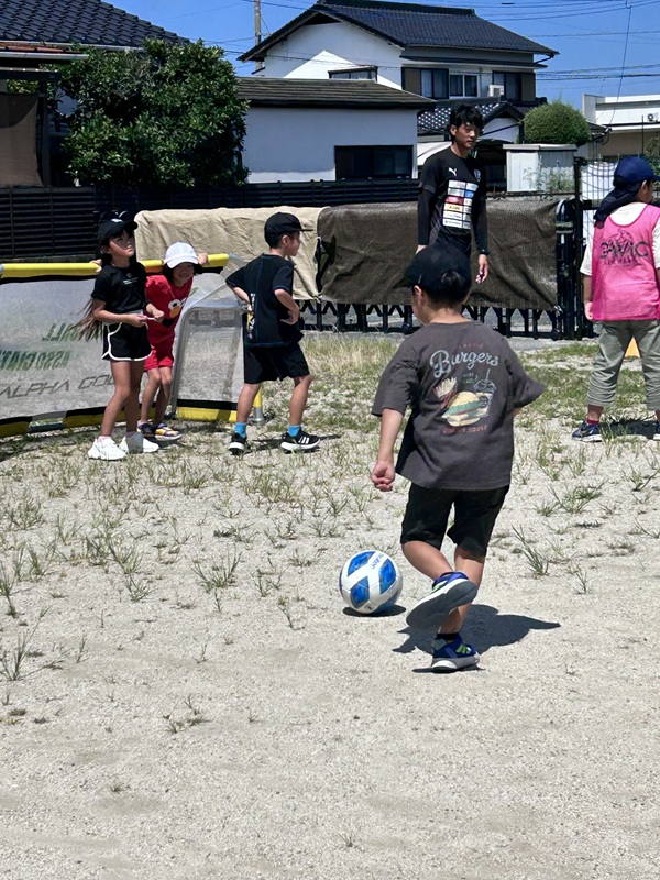 ジェイリースFCサッカー教室の様子